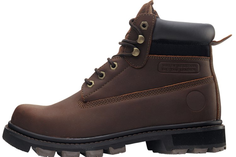 Es necesario ablandar unas botas de cuero Harness antes de usarlas regularmente.