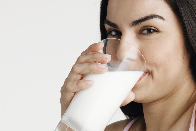 Los descubrimientos ponen en duda los beneficios del consumo de la leche antes de dormir para ganar peso.