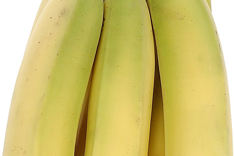 Compra sólo algunos bananos a la vez para que se puedan comer antes de que se vuelvan color marrón.