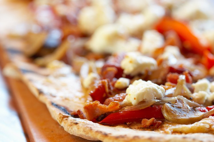 La masa para pizza casera puede mantenerse por hasta 2 semanas en la heladera.