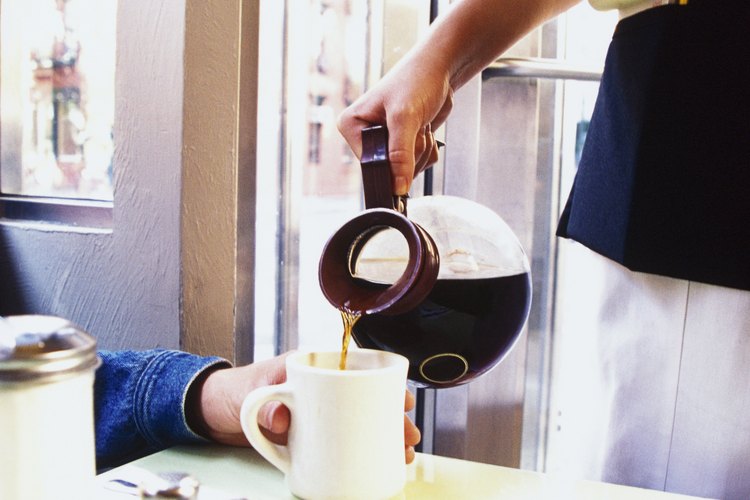 El café descafeinado contiene cerca de 5 mg de café.