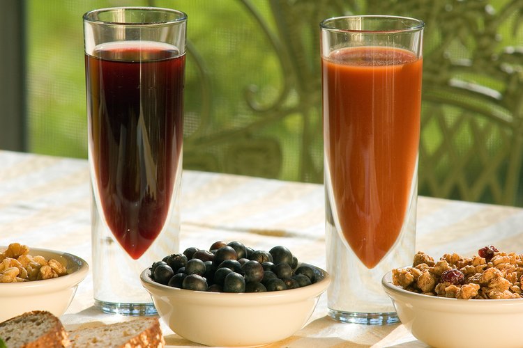 Los vegetales en jugo pueden ser ricos en azúcar y fibra, que pueden ser difíciles de digerir.
