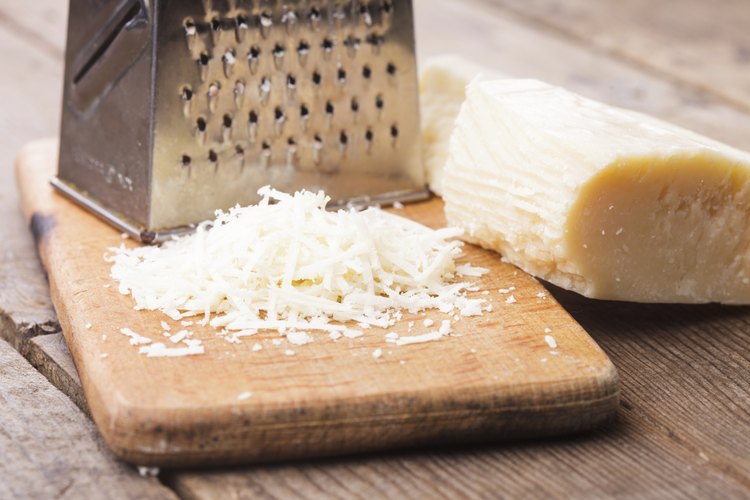 Queso rallado.