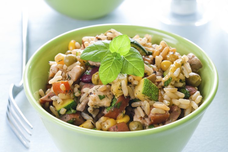 Come alimentos ricos en almidón que son ricos en vitaminas y minerales.