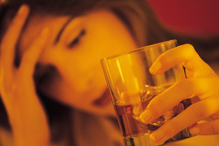 El uso pesado del alcohol puede afectar el área de la boca.