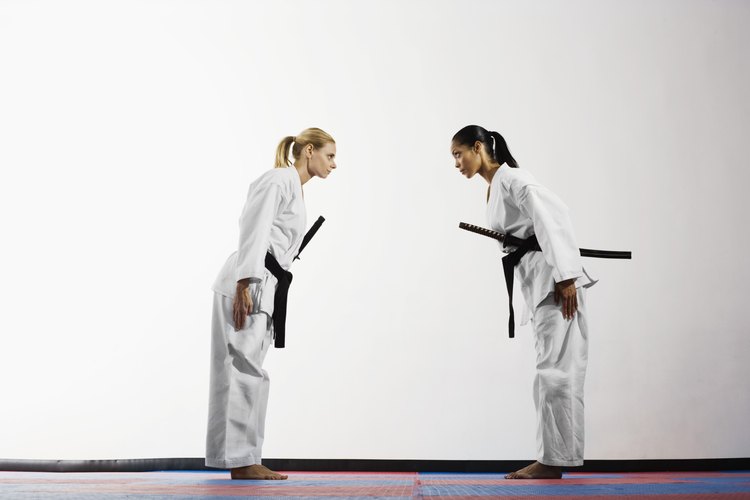 La esgrima japonesa, también conocida como kenjutsu, es el arte marcial de los antiguos samurai.