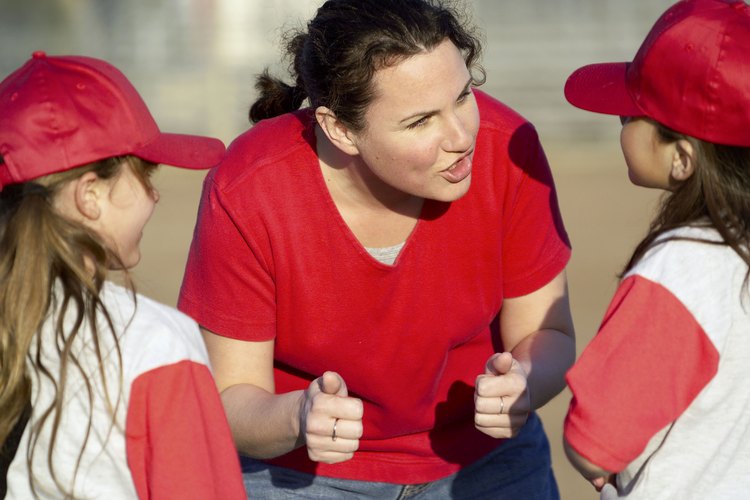 Las ligas mayores no se cerraron, pero igualmente comenzó en 1943 la Liga de Béisbol All American Girls.