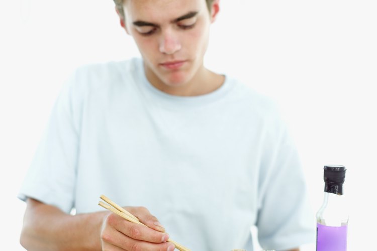 Los adolescentes deben comer pescado al menos dos veces a la semana.