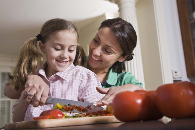 Los niños son más vulnerables porque necesitan alimento suficiente para crecer y desarrollarse.