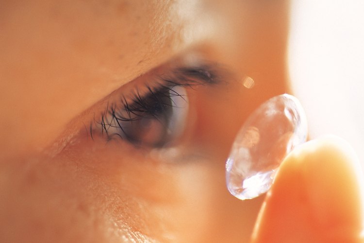 Ten en cuenta que las alternativas a la solución para lentes de contacto sólo deben utilizarse en una emergencia.
