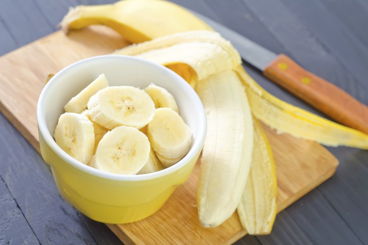 Consume plátano para evitar los calambres.