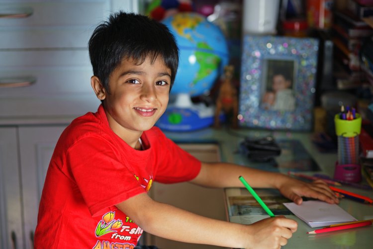 Cómo realizar el seguimiento del desarrollo en los niños superdotados.