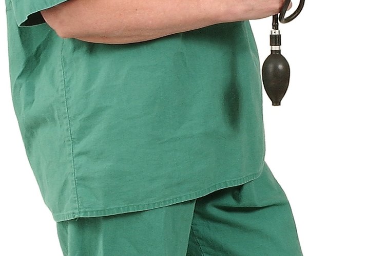 Consulta con el médico si el ruido va acompañado por dolor severo u otros síntomas.