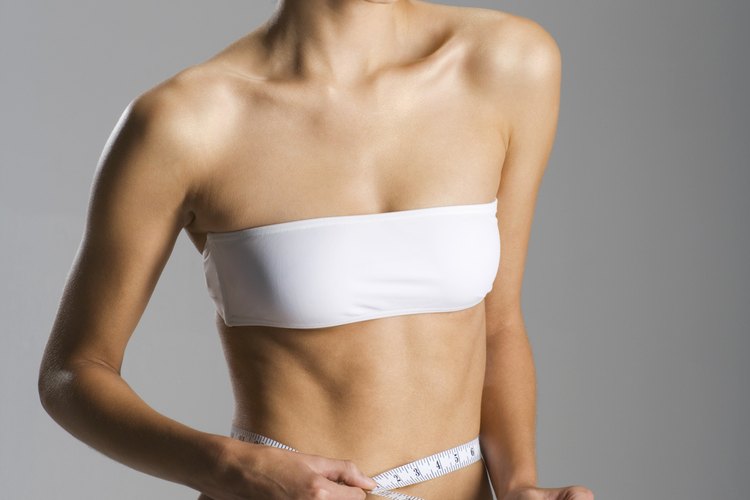 Ejercita en casa o afuera para tener un físico en forma.