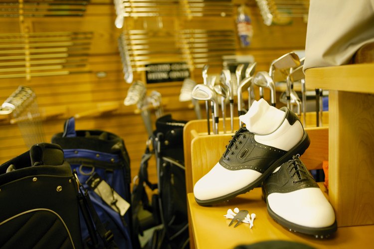 Sigue el ejemplo de tus golfistas favoritos y considera usar su tipo de calzado.