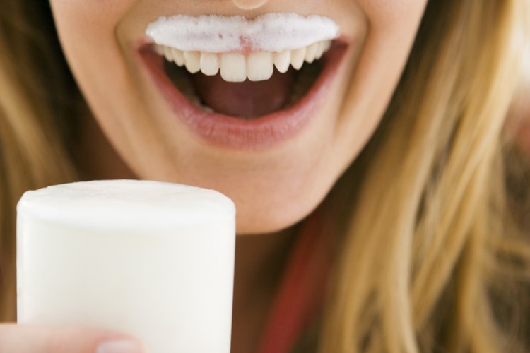 Mantenerse alejado de la leche puede ser difícil para las personas con alergias a los productos lácteos.