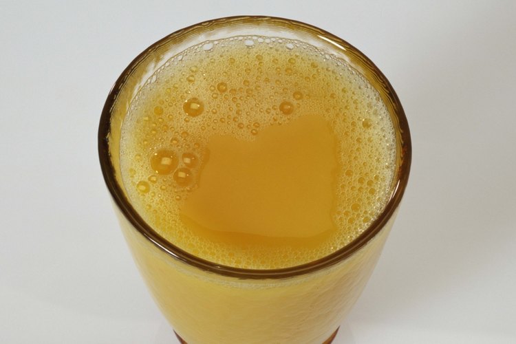 El jugo de naranja es una de las bebidas más saludables que puedes elegir.