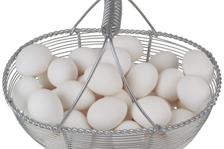 Los huevos son alimentos sin carbohidratos ricos en vitaminas B y proteína.