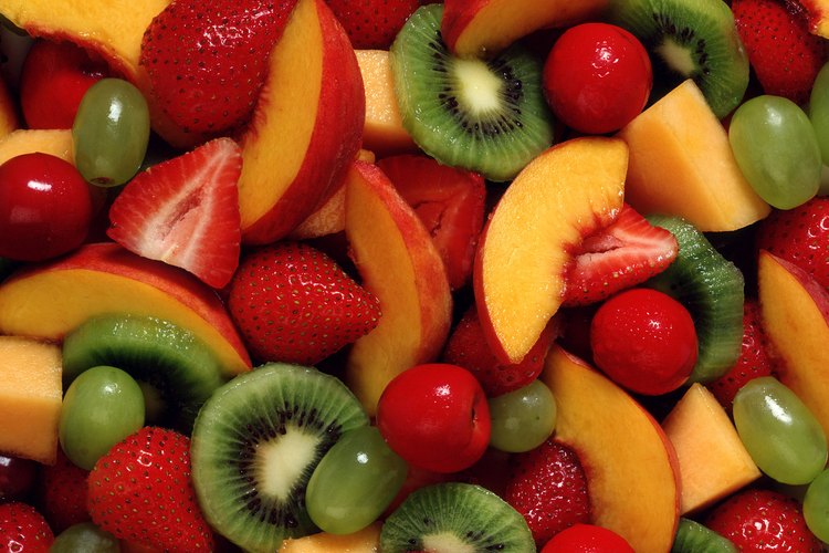Algunos minerales necesitan vitaminas con el fin de ser absorbidos, y viceversa.