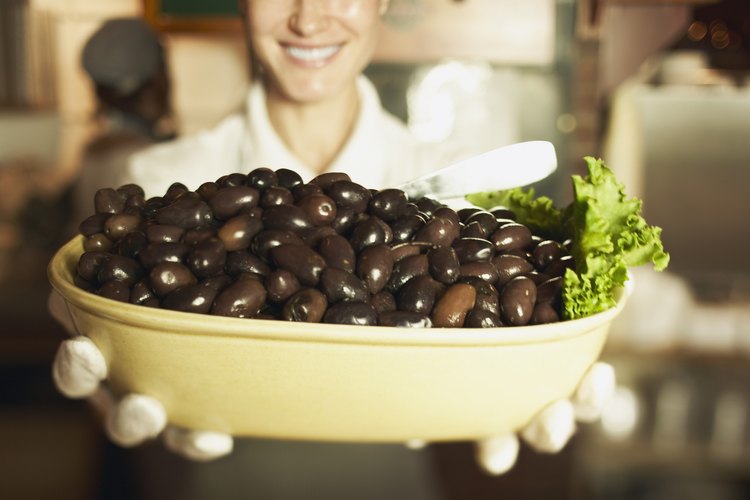 Al igual que cualquier otro alimento vegetal, las aceitunas son libres de colesterol.