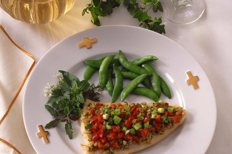 Bacalao del Atlántico con limón y frijoles.