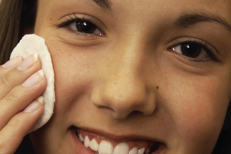 Cómo deshacerse de pequeños barros en la cara Muy Fitness