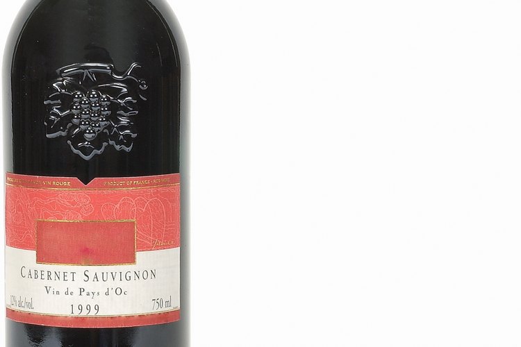 Mezclar vino y medicamentos podría ser mortal.
