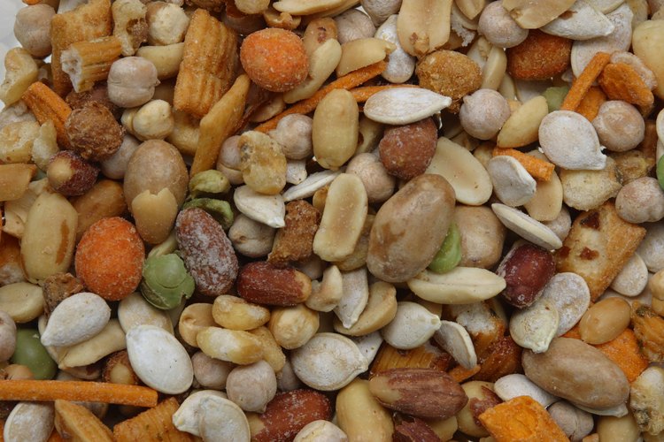 Una dieta sana debe incluir nueces y almendras.
