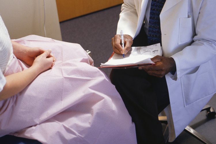 Los carcinomas tanto de alto como de bajo grado, pueden ser invasivos.