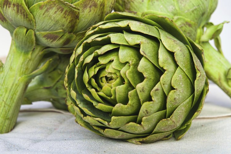 How to Tell if an Artichoke Is Still Good | LEAFtv