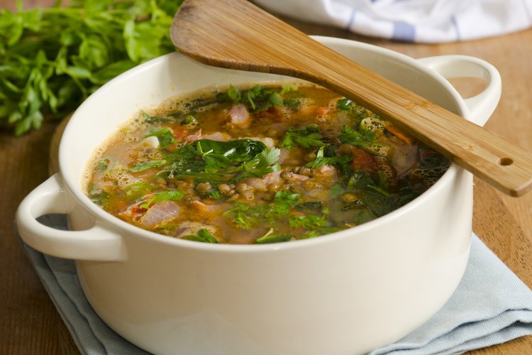 Sopa de lentejas.