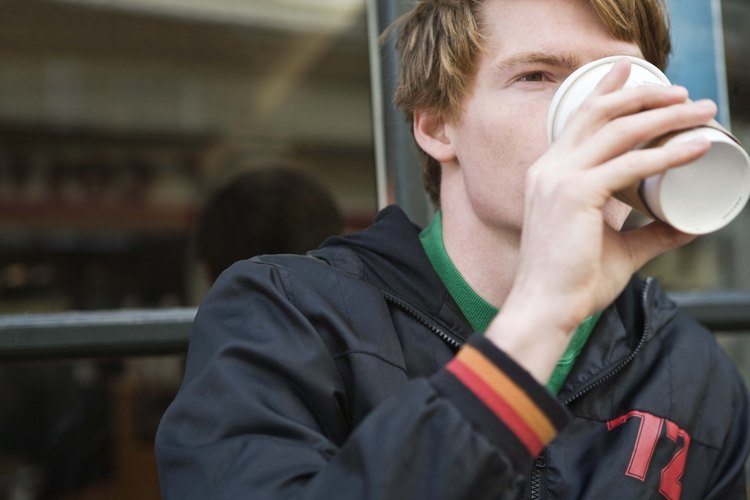 Las cantidades excesivas de café pueden causar algunos efectos secundarios.