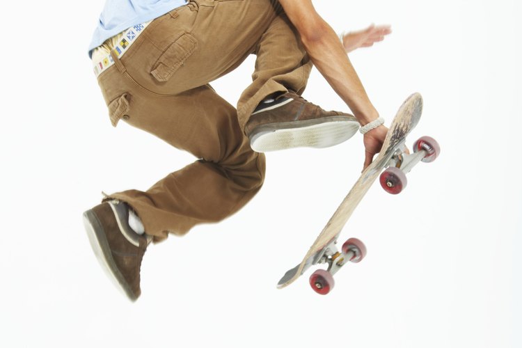 Nuevos trucos innovadores revitalizaron el patinaje en 1980.