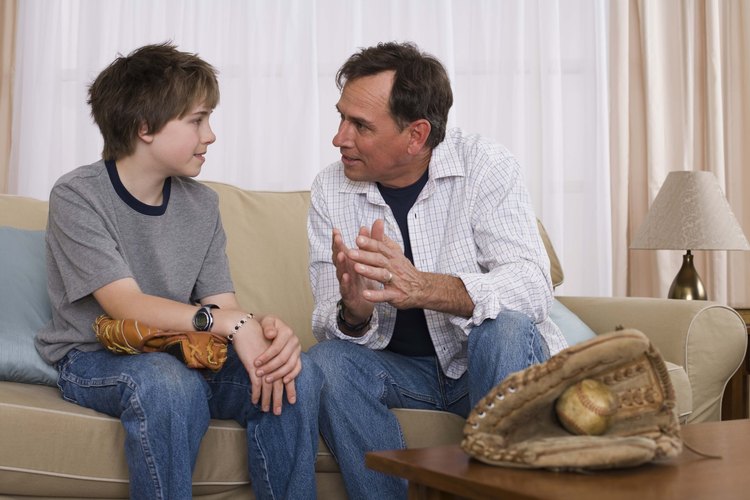 Los niños con autismo no siempre escuchan lo fuerte que están hablando.