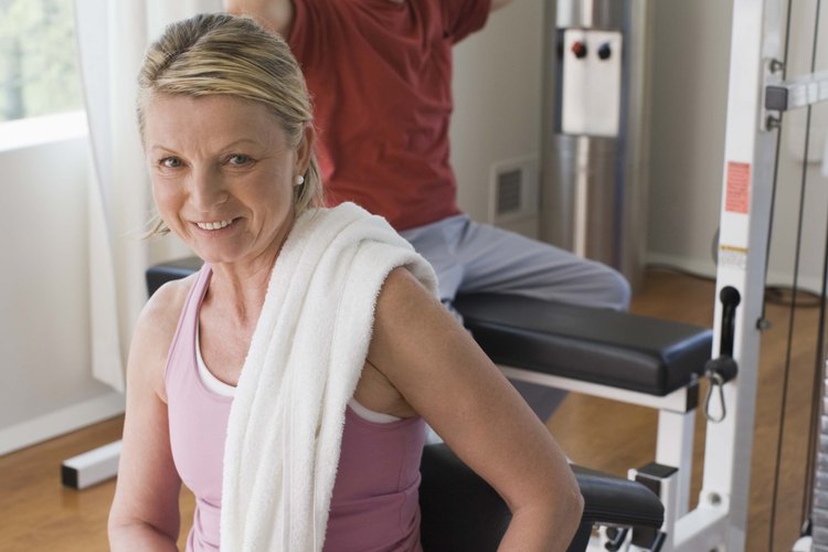 A través de un programa estructurado de entrenamiento con pesas se puede incrementar la masa muscular a cualquier edad.