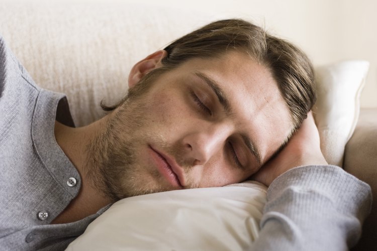 Una de las maneras más simples de sentirse mejor es durmiendo una noche profundamente.