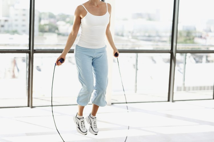 Puedes incorporar ejercicios aeróbicos para la parte inferior de tu cuerpo.