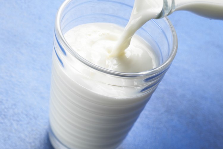La leche sin grasa es una excelente fuente de proteína.