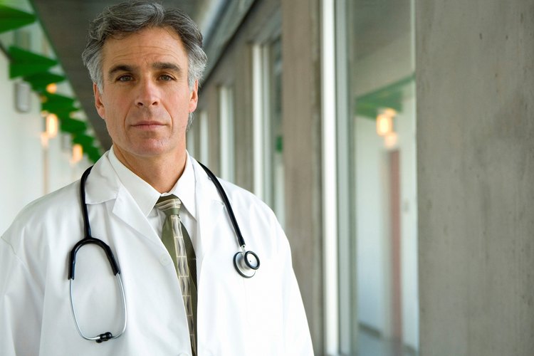 Ve a un médico para que revise tu piel.