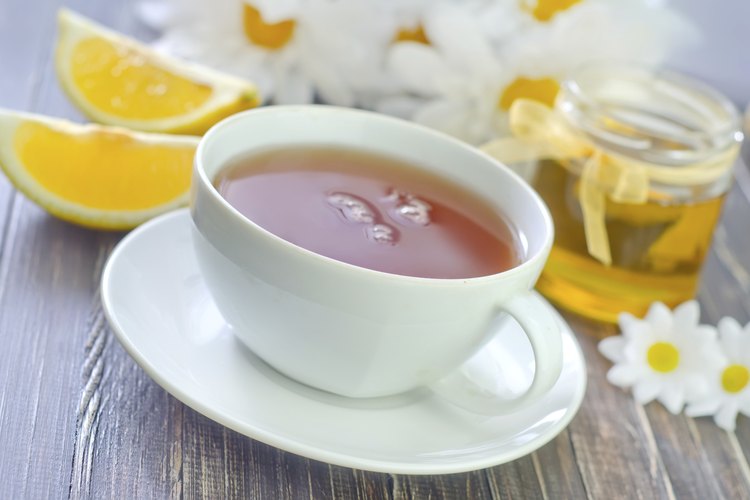 Té de camomila.