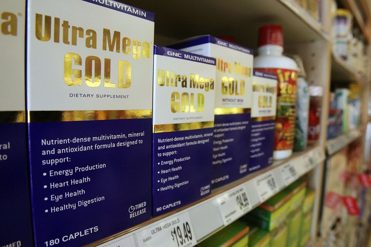 Con nombres evocadores como maca y yohimbe, las hierbas para mejorar el rendimiento sexual pueden ser muy atractivas.