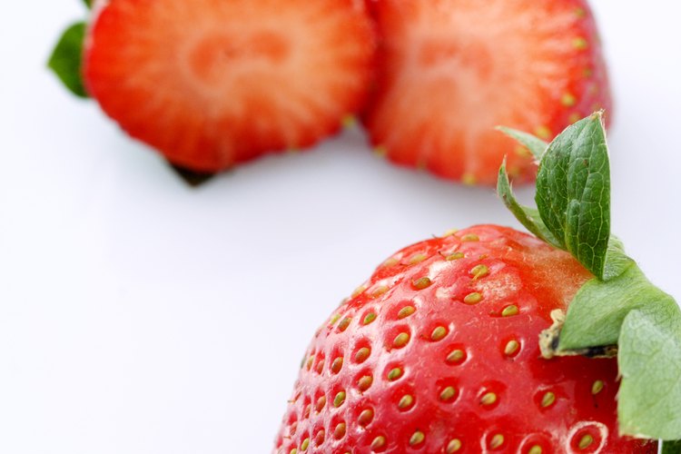 Las fresas producen un zumo que lucha contra el cáncer y mantiene tus tejidos fuertes.