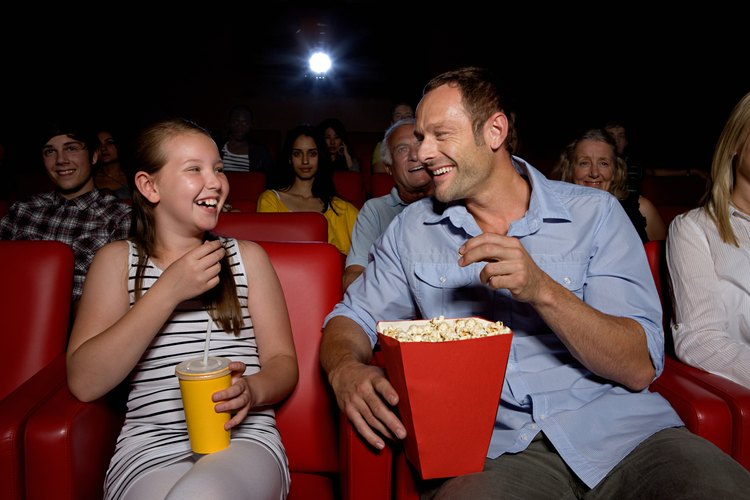 Las diferentes marcas de palomitas de maíz de los cines contienen difernete cantidad de calorías.