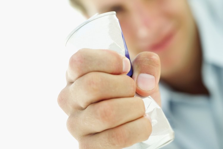 Es importante utilizar estas bebidas con moderación para evitar los efectos negativos que surgen de la ingesta excesiva de sus ingredientes.