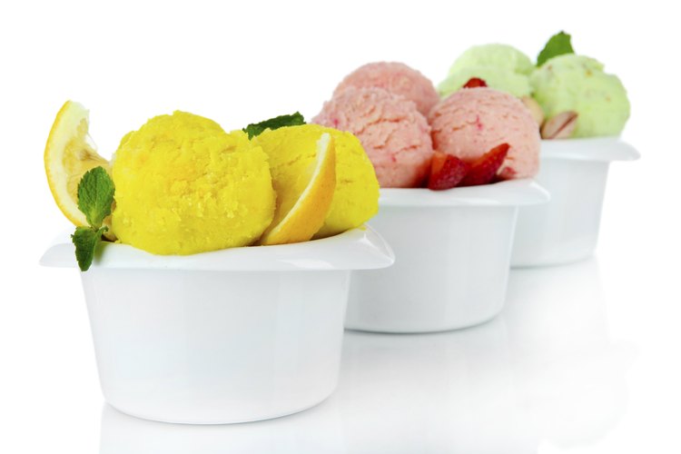 Helado en tazones.