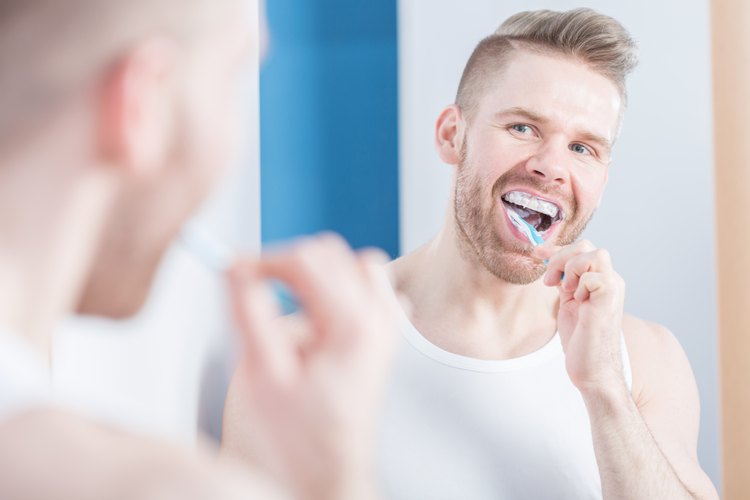 Chewing Gum After Brushing Teeth LEAFtv