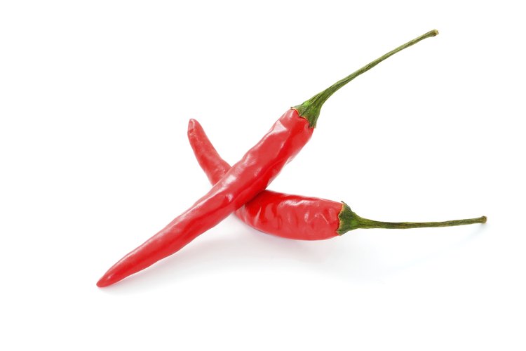 La capsaicina se encuentra en los pimientos rojos.