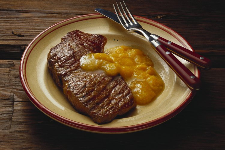 La carne roja magra es una excelente fuente de hierro.