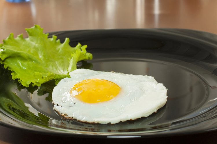 Plato con un huevo.