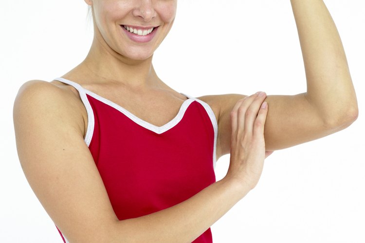 Transforma tus brazos fláccidos con dieta y ejercicio.